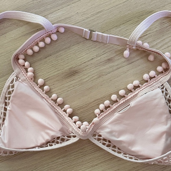 Forever 21 Pink Rose Bikini Top with pom poms  Size L - Picture 6 of 6